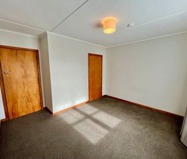 Tidy 3 Bedroom home in Riverdale/Awapuni - Photo 5