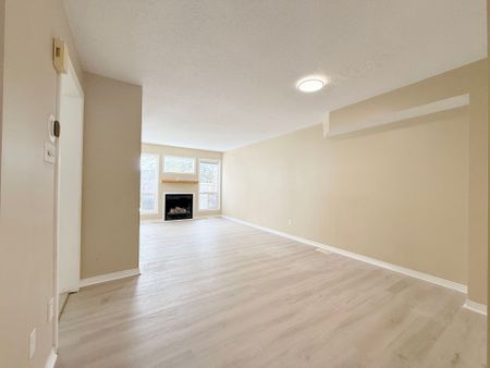 For Lease - 95 Hemlo Crescent, Kanata, Ontario - Photo 2
