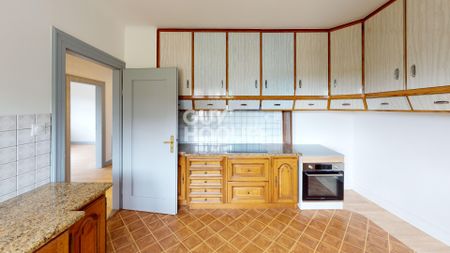 Maison à louer - 6 pièces avec 4 chambres à VILLE - Photo 3