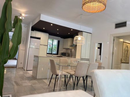 Apartamento de alquiler en Avenida de Julio Iglesias, S/n, Puerto Banús - Photo 4