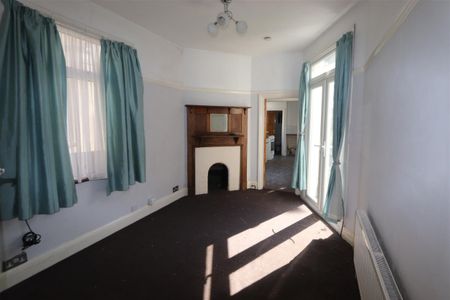 Crowborough Road, Southend On Sea - Photo 5