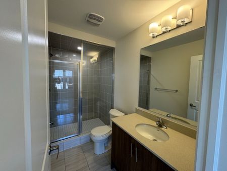 For Lease - 5 Cherry Hill Lane, Barrie, Ontario - Photo 5