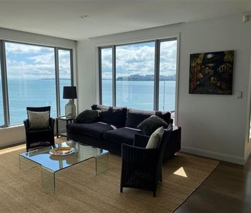 BEACHFRONT PENTHOUSE APARTMENT - FULLY FURNISHED - Photo 6