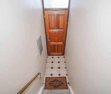 For Lease - 1378 Danforth Avenue Unit# 2, Toronto, Ontario - Photo 6