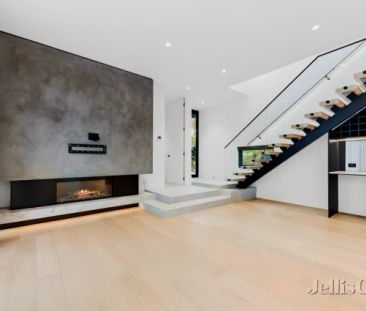 4 Bed, 3 Bath - Photo 3