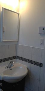 À VOIR 4 1/2 rénové appartement près métro concorde - Photo 4