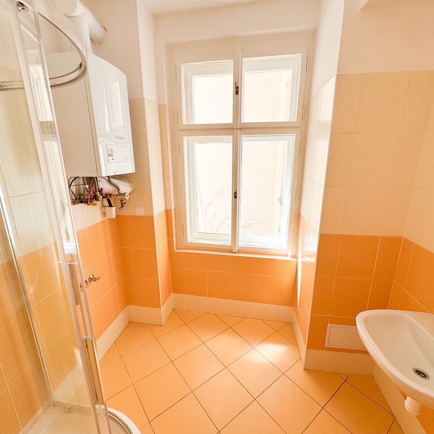 Pronájem bytu 3+1 105 m² - Photo 1