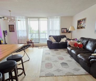 1964 Main Street W #904 - Photo 3