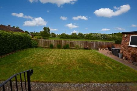 Rayleigh Drive, Wideopen, Newcastle Upon Tyne, NE13 - Photo 5