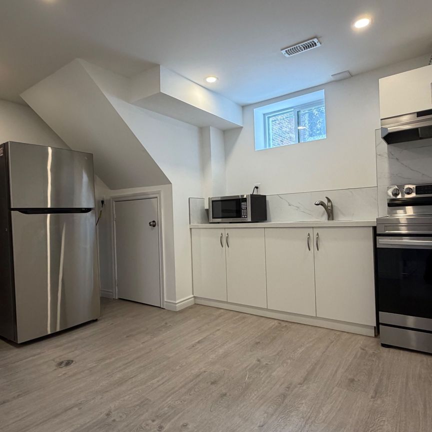 For Lease - 401 Osiris Drive Unit# Bsmt, Richmond Hill, Ontario - Photo 1