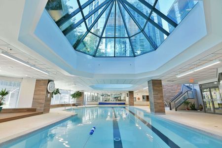 Luxury Apartments at The Carlisle in Downtown Ottawa! RECEIVE 1 MONTH OF FREE RENT! - Photo 2