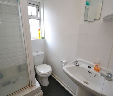 1 bed Shared House for Rent - Photo 4