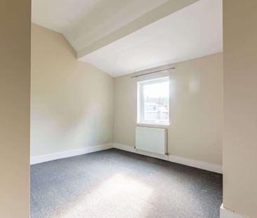 2 bedroom cottage to rent - Photo 2