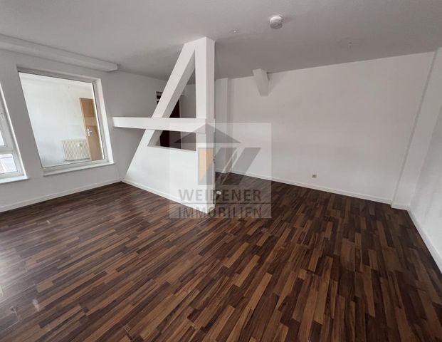 Renovierte 4 Zimmer Wohnung mit neuer Einbauküche im Herzen von Weida! - Foto 1