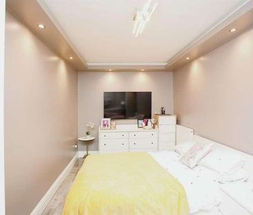 Woodfield Road, Talbot Green, Pontyclun, CF72 - Photo 1