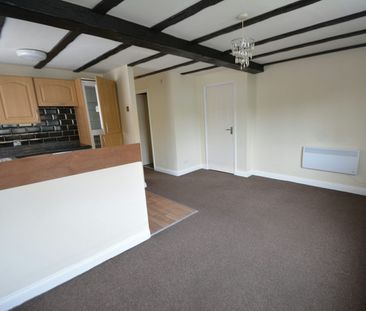 Flat to rent on - Photo 3