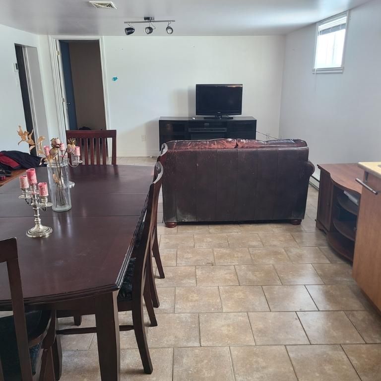 4 1/2 à louer - Photo 1