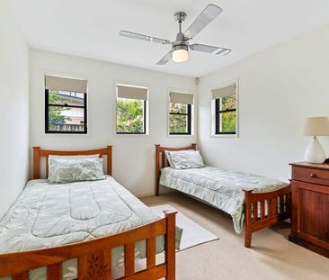 A Quiet, Light-Filled Townhouse Moments from Mudjimba Beach - Photo 5