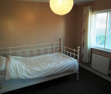 3 bedroom semi-detached house to rent - Photo 6