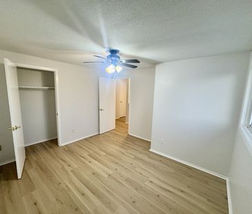 1466 Heatherington - Unit K - Photo 5