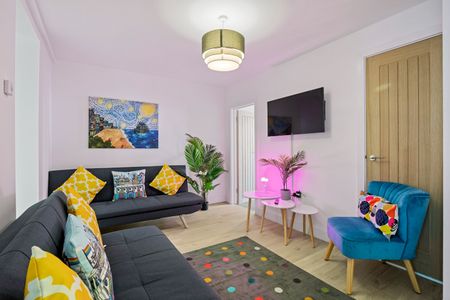 2 Bed Flat, Richmond Place, BN2 - Photo 2
