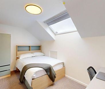 3 bedroom flat to rent - Photo 6