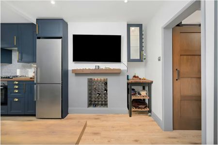 1 Bed Flat, Kimble Road, SW19 - Photo 4