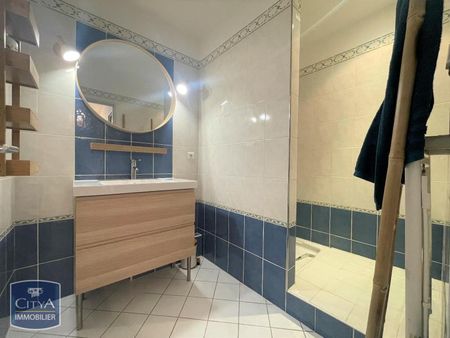 Location Appartement 3 pièces 70m² SORGUES 84700 - Photo 5