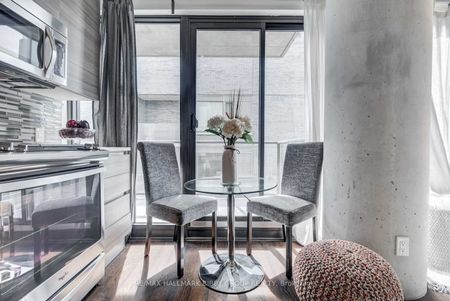 One Eleven Condos and Lofts , #1401 - Photo 5