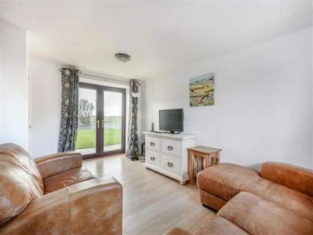 Newland, Doncaster, Epworth - Photo 3