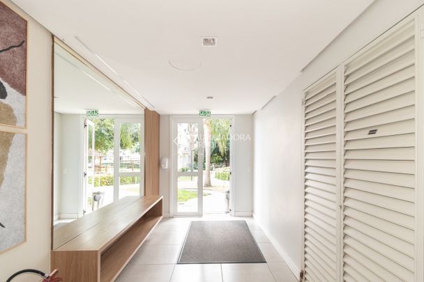 Apartamento com 2 quartos e 45m² para alugar em Cristal, Porto Alegre. - Foto 1