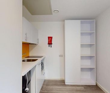 Studio to rent - Photo 5