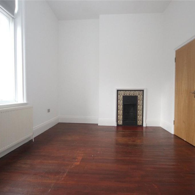 3 bedroom apartment to rent - Photo 1