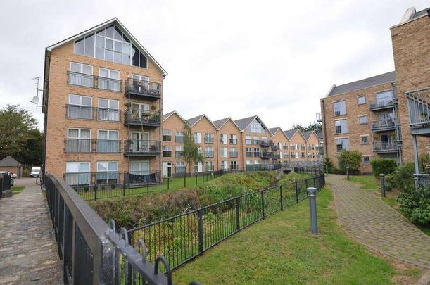 Esparto Way, South Darenth, DA4 - Photo 1