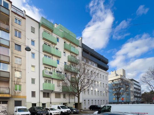 MIete: 2-Zimmer Wohnung im 6. Liftgeschoss mit zwei Balkonen: Komplett möbliert und bezugsfertig | 1100 Wien - Photo 1