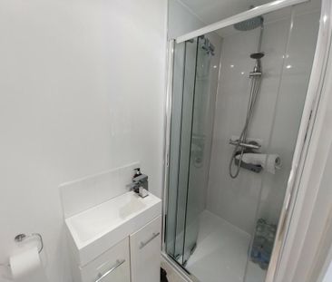 2 bedroom ground floor flat to rent - Photo 6
