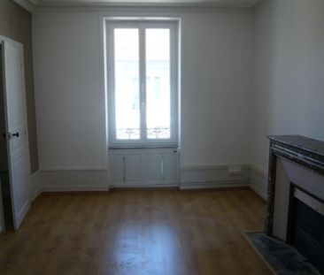 Location Appartement 3 pièces 69m² - Photo 2