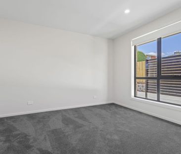 For Lease: New Unit in Summerhill - Photo 3