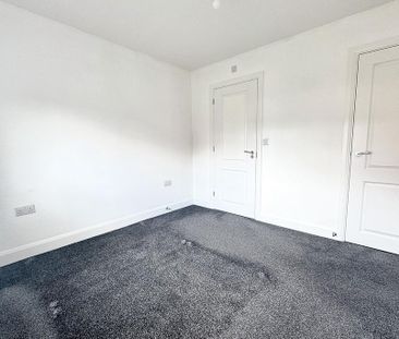 3 bedroom detached house to rent - Photo 3