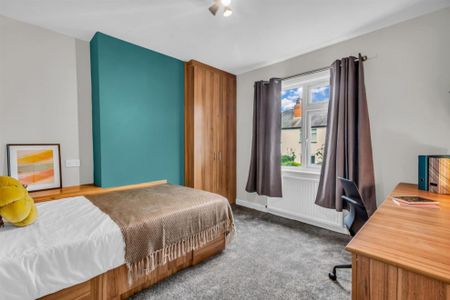 Langdale Avenue, Headingley, LS6 3HA - Photo 2