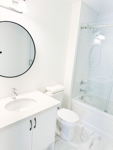 For Lease - 203 Flood Avenue, Clarington, Ontario - Photo 3