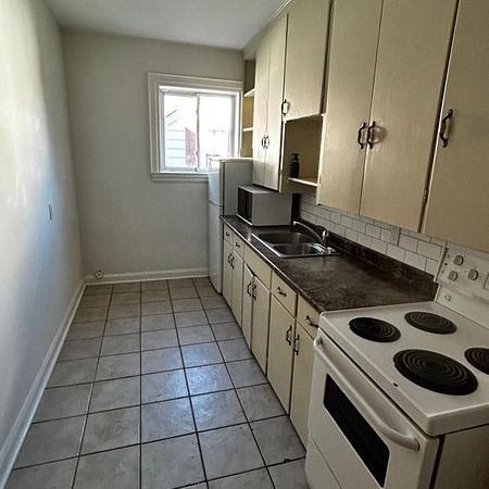 For Lease - 292 William Street Unit# 2, Oshawa, Ontario - Photo 1