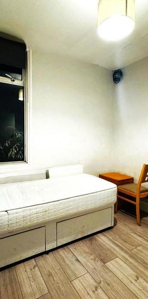 House share to rent - Photo 1