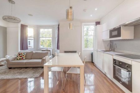 3 bedroom flat to rent - Photo 3