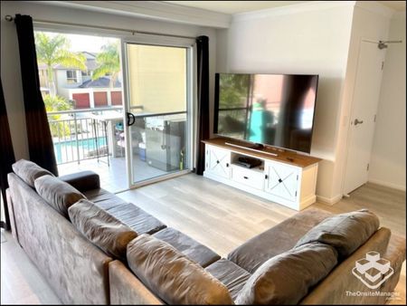 2-Bedroom Fully Furnished Apartment in Prime Location â Just a 5-Minute Walk to the Beach! - Photo 2