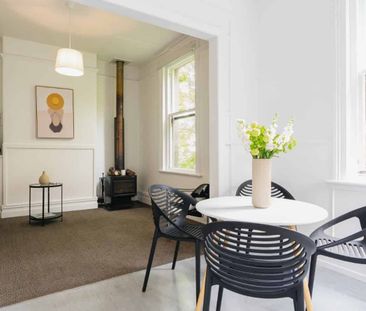 Modernised Character Villa close to City - Photo 1