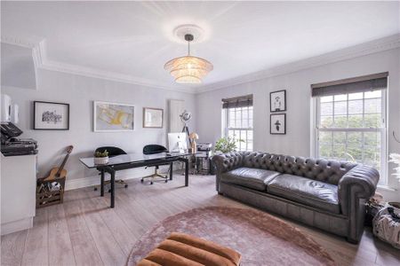 4 bedroom terraced house to rent - Photo 2