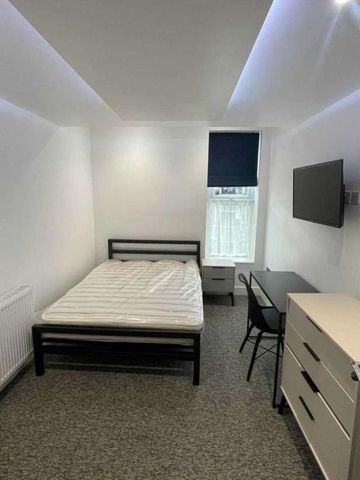 Wellington Road, Fallowfield, M14 - Photo 4