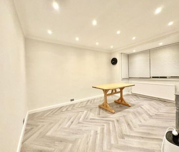 2 bedroom maisonette to rent - Photo 1