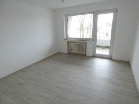 Wunderschöne Wohnung mit Balkon - Photo 3